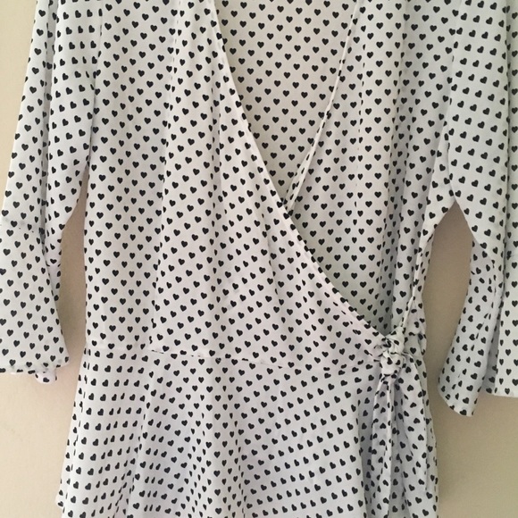 Candies Top - Picture 3 of 8